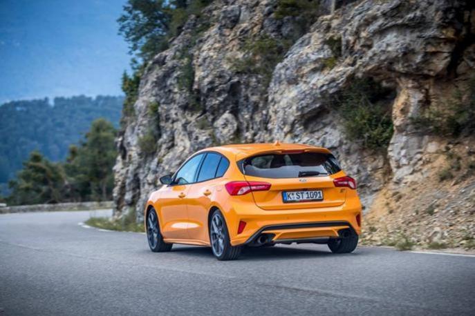 Ford Focus St Prova Su Strada Come Va Gazzetta It