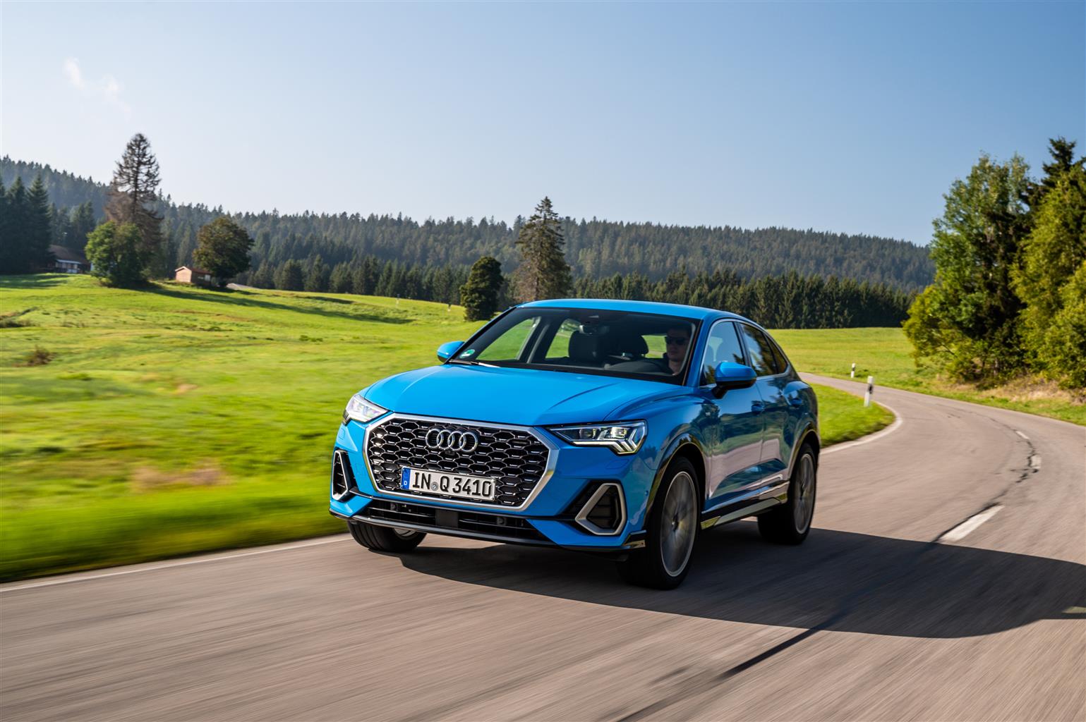 Audi Q3 Motore 1 5 Benzina Rinnovato Prezzi E Potenza Gazzetta It