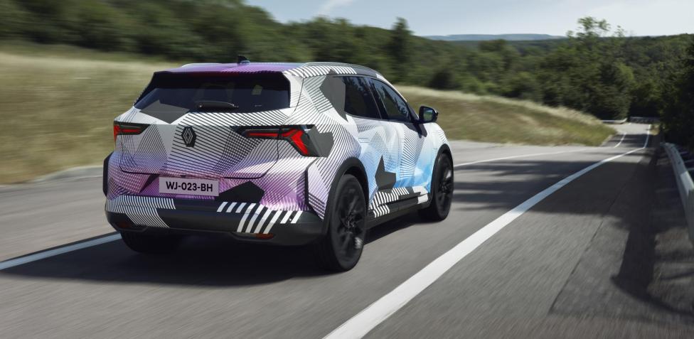 Renault Scénic 2024: immagini, anticipazioni, dimensioni, uscita 