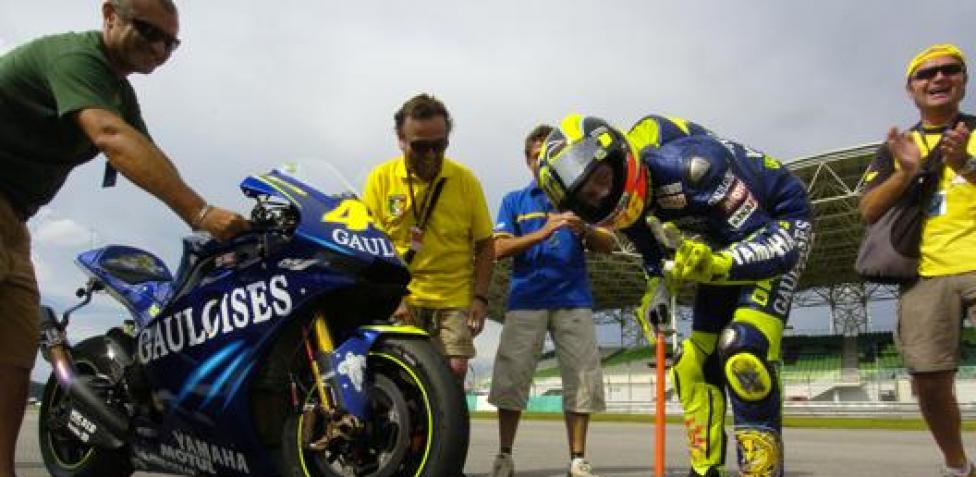 Valentino Rossi anuncia su retiro de MotoGP