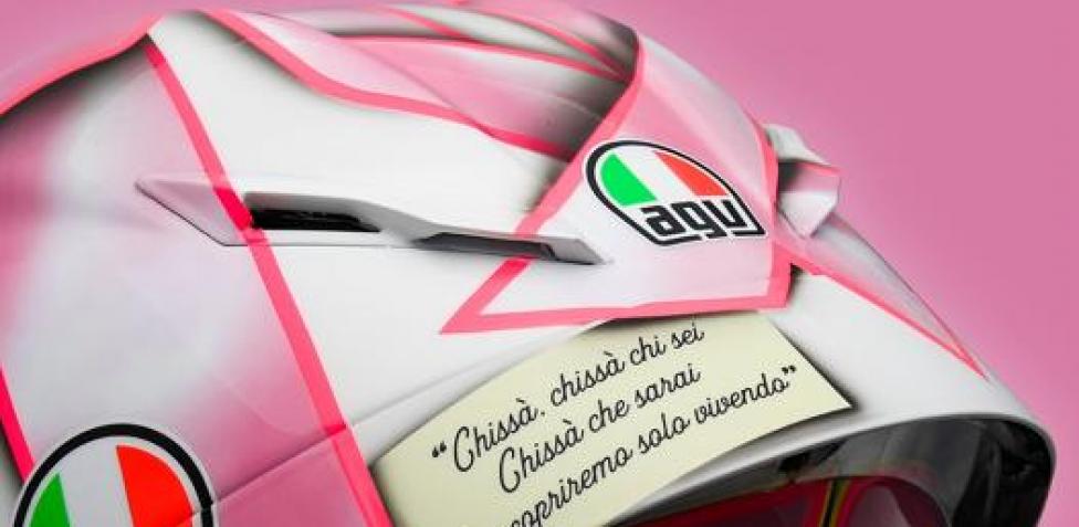 Valentino Rossi, fiocco rosa sul casco per la figlia in arrivo - Cremaoggi