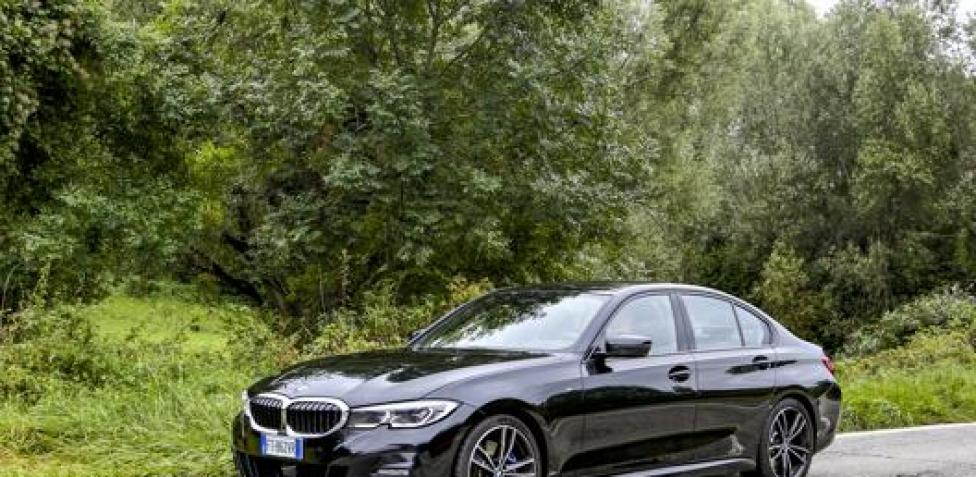 Bmw Serie 3 320d: sua eccellenza la berlina, la video prova