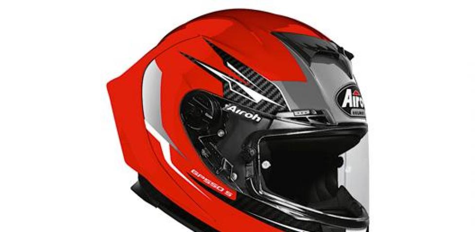 Un casco sotto l'albero: 12 idee regalo per motociclisti