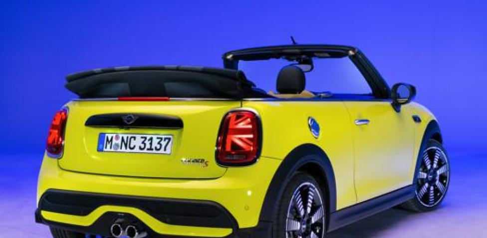 Mini restyling 2021: prezzi e motori delle versioni berlina, cabrio, Jcw ed  elettrica SE
