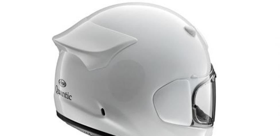 Quantic, il nuovo casco sport touring di Arai - Motociclismo