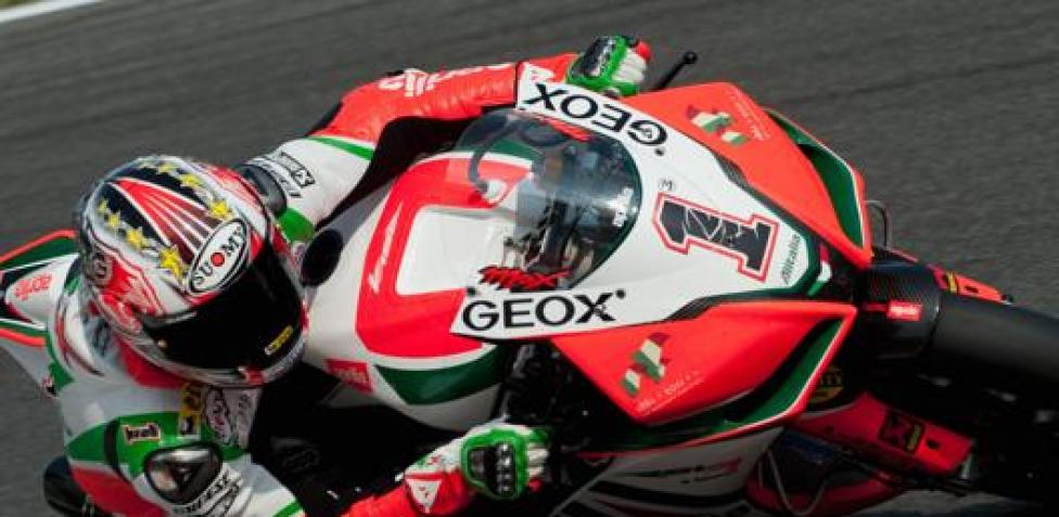 Il debutto da record di Max Biaggi: pole e vittoria a Suzuka 1998 - il Giornale