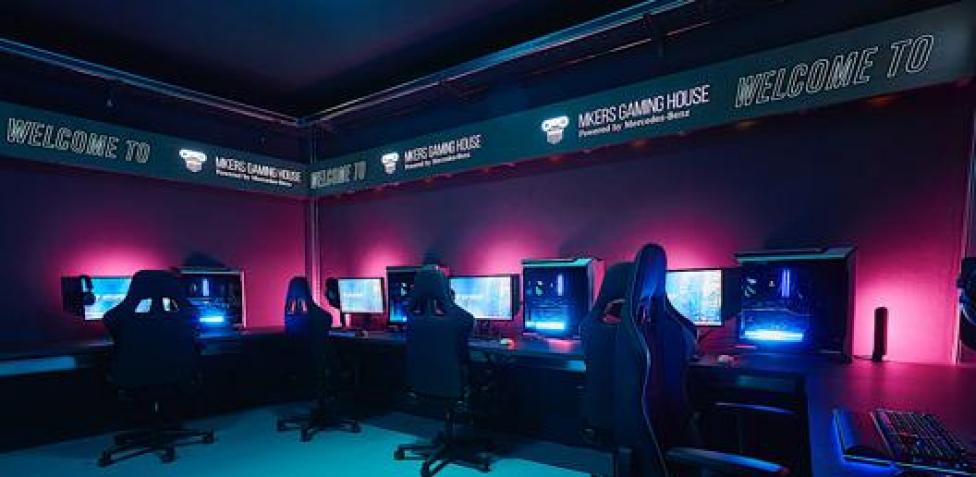shortly Wild Straighten Mkers Gaming House Powered by Mercedes-Benz | Gazzetta.it