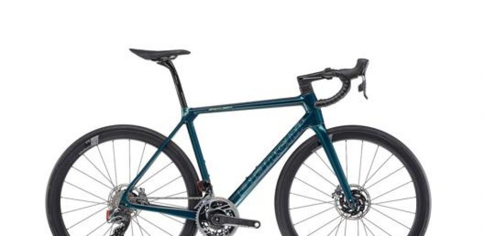 Bianchi Specialissima, bici da strada in carbonio per la ricerca della  prestazione