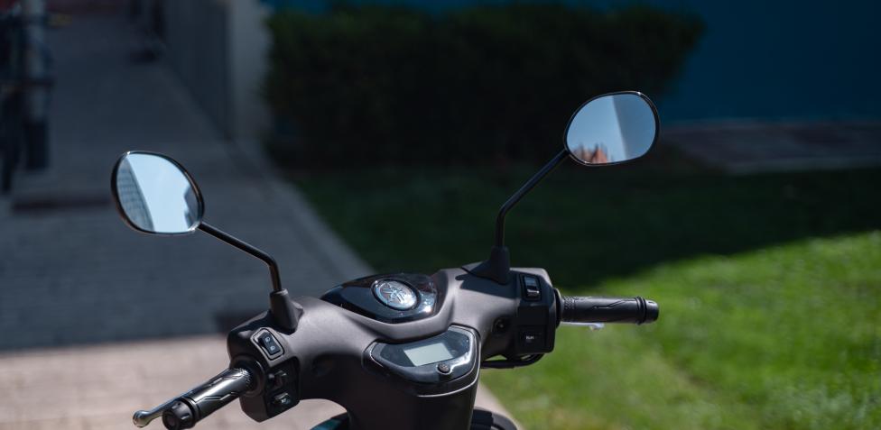 Yamaha Neo's, la prova dello scooter elettrico. Dati, autonomia, prezzo