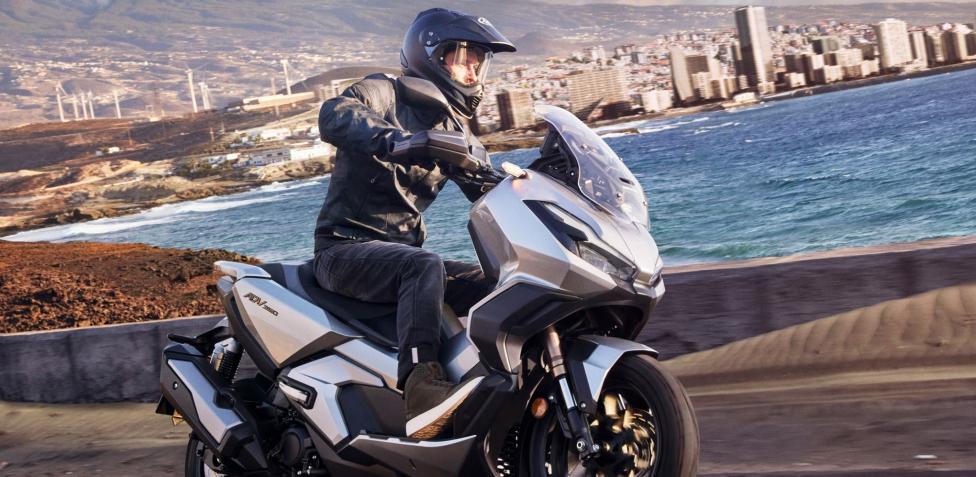 2024 Honda Forza 125 and Forza 350 launched in Europe - BikeWale