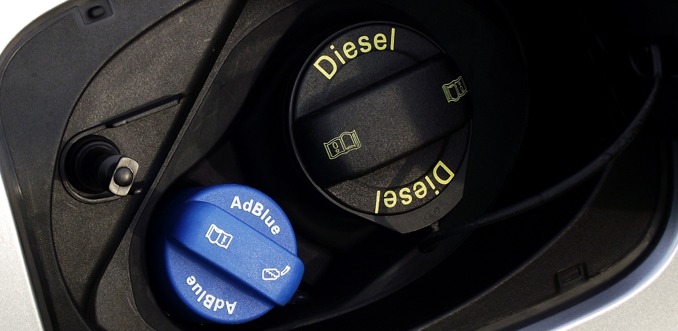 Guida completa all'AdBlue: funzionamento, utilizzo e costi per le auto  diesel