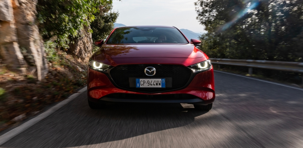 Prova Mazda 3 2022: elegante e fluida. Ottimo rapporto qualità-prezzo