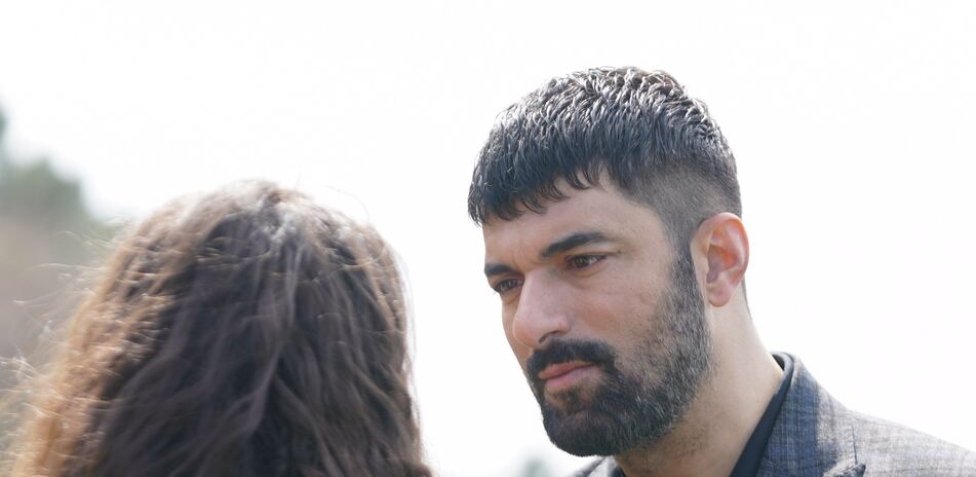 Io sono Farah e La notte nel cuore, le anticipazioni di stasera 23 dicembre  | Gazzetta.it