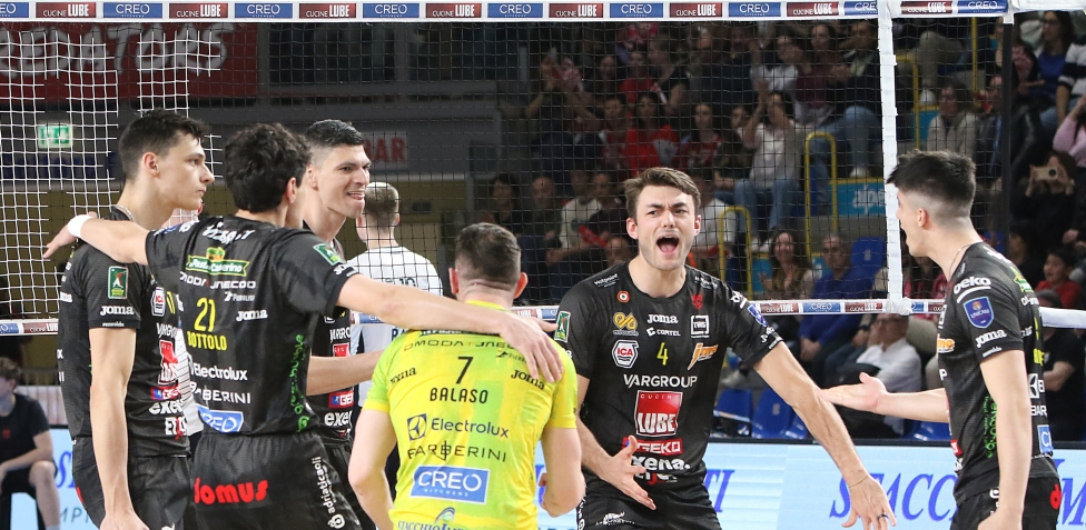 Playoff scudetto: Lube, ecco la zampata vincente. Verona battuta e serie in parità