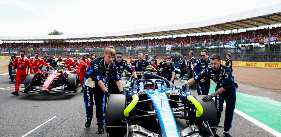 F1, la corsa agli aggiornamenti e la scommessa Ferrari: così il Mondiale si deciderà in fabbrica