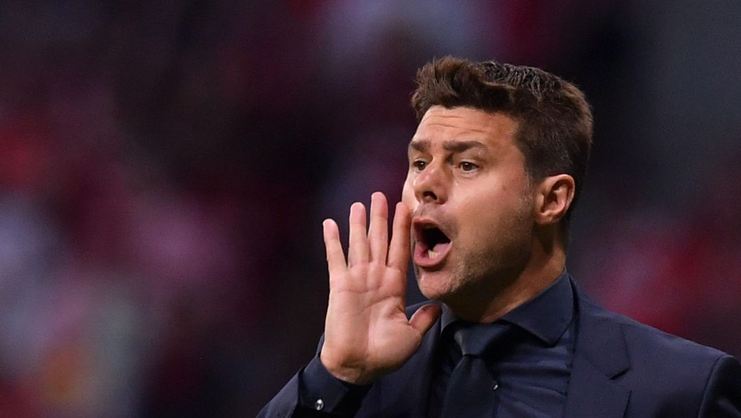(FILES) Tottenham Hotspur's Argentinian head coach Mauricio Pochettino shouts instructions during the UEFA Champions League final football match between Liverpool and Tottenham Hotspur at the Wanda Metropolitan Stadium in Madrid on June 1, 2019. Mauricio Pochettino is to be Chelsea's new head coach from the beginning of the 2023/4 season, the club announced, May 29 (Photo by Ben STANSALL / AFP)