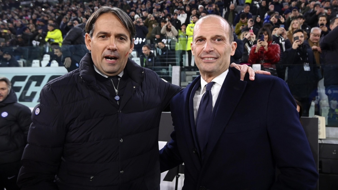 Foto Fabio Ferrari/LaPresse
26 Novembre 2023 - Torino, Italia - sport - Juventus Vs Inter - Campionato italiano di calcio Serie A TIM 2023/2024 - Allianz Stadium. Nella foto:  Simone Inzaghi (FC Inter), Massimiliano Allegri (Juventus FC)


November 26, 2023 Turin, Italy - sport soccer - Juventus Vs Inter - Italian Football Championship League A TIM 2023/2024  - Allianz Stadium  In the pic: Simone Inzaghi (FC Inter), Massimiliano Allegri (Juventus FC)