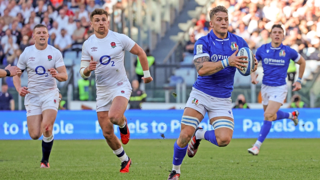 ROME, ITALY - FEBRUARY 03: Lorenzo Cannone of Italy in action during the Guinness Six Nations 2024 match between Italy and England at Stadio Olimpico on February 03, 2024 in Rome, Italy. (Photo by Giampiero Sposito/Getty Images)