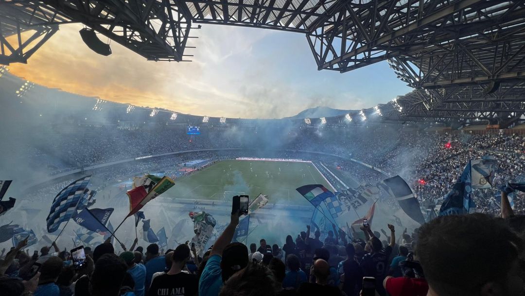 Festeggiamenti scudetto partita Napoli Fiorentina da dentro lo stadio diego armando maradona - Festeggiamenti scudetto partita Napoli Fiorentina da dentro lo stadio diego armando maradona - fotografo: sa