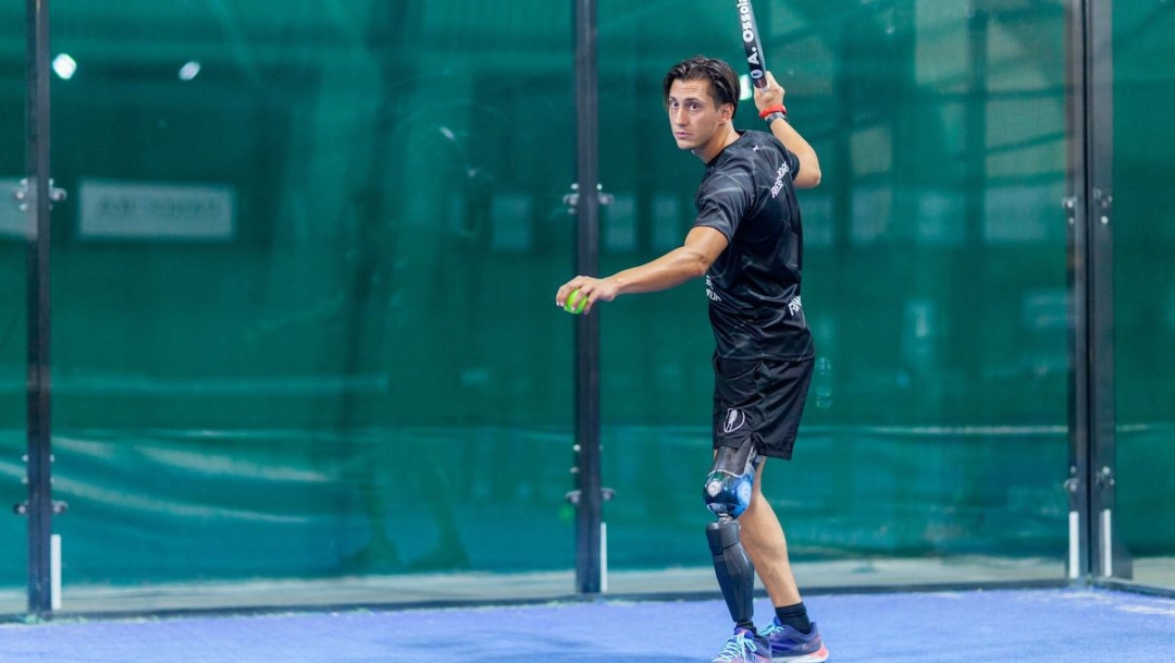 Joma Barcelona Padel Tour Impermeabile Uomo: Giacca Leggera Con Micro-Mesh E Cappuccio Per Paddle