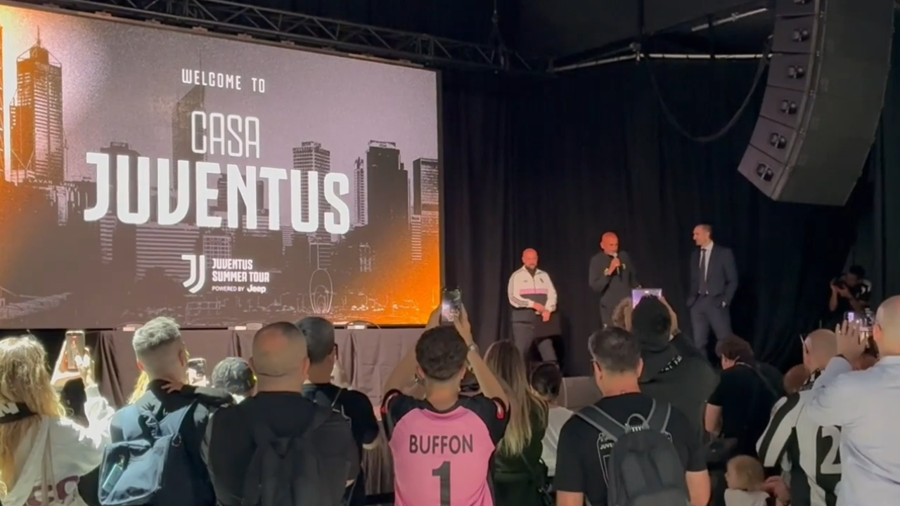 Spalletti parla inglese e fa ridere tutti a Casa Juventus: guarda il suo discorso a Perth