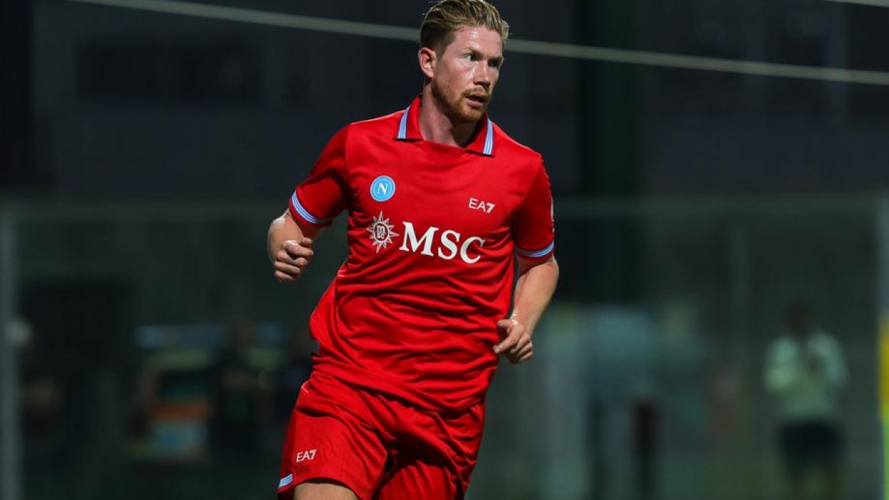 de bruyne d224 spettacolo lucca manda un messaggio napoli scatenato ne fa sei all8217aris da Video.gazzetta.it de bruyne d224 spettacolo lucca manda un messaggio napoli scatenato ne fa sei all8217aris