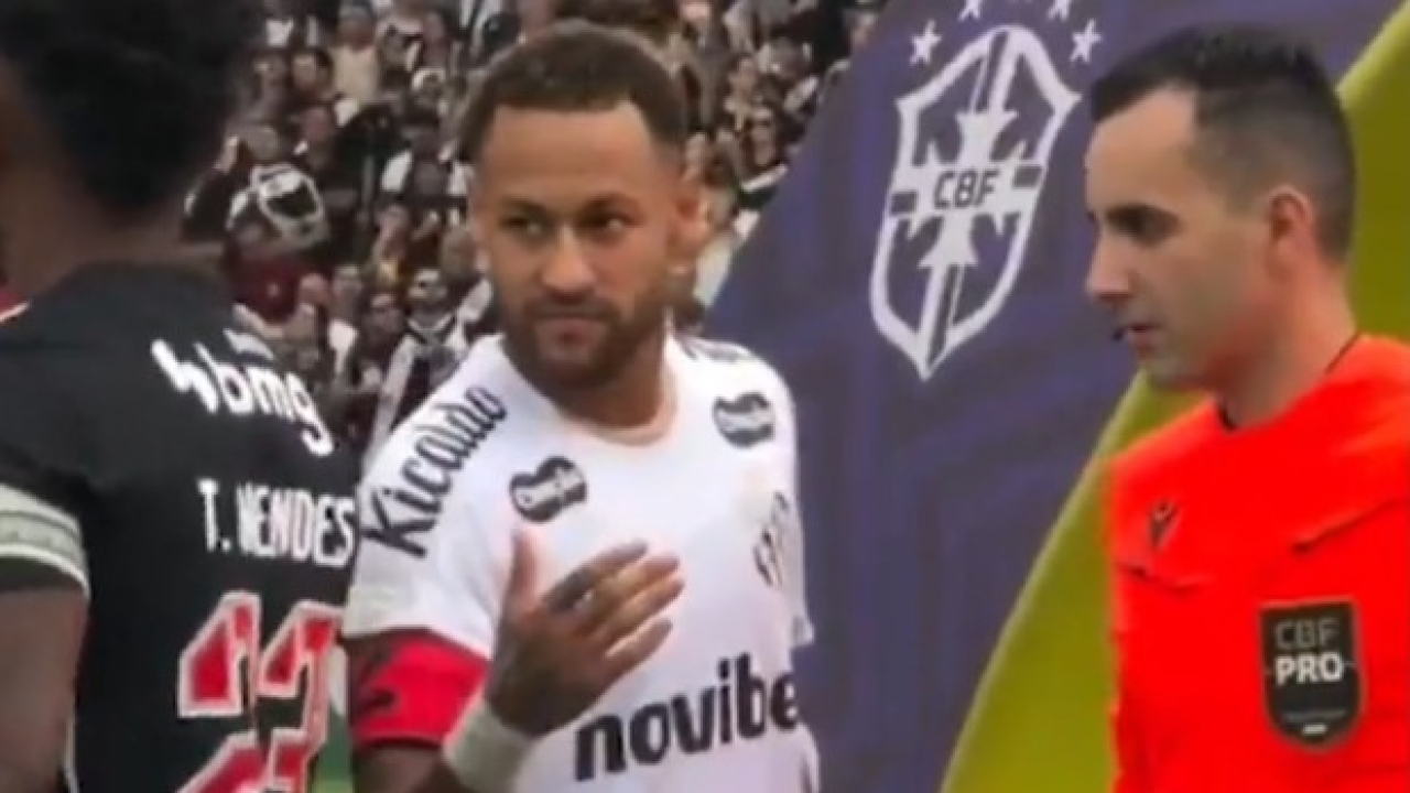 Neymar gli tende la mano, Mendes la rifiuta: tensione in Brasile