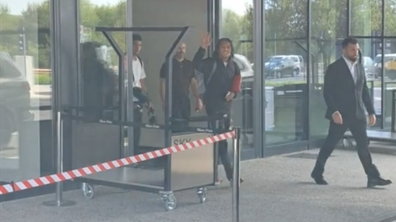 Milan, ecco Diego Moreira: l'arrivo a Linate. Oggi visite mediche e firma