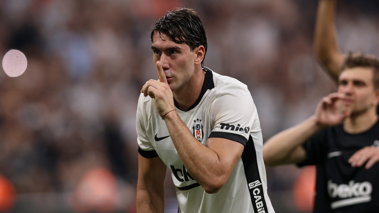 vlahovic si sblocca in turchia e lo fa tutto insieme guarda la tripletta in 23 minuti da Video.gazzetta.it vlahovic si sblocca in turchia e lo fa tutto insieme guarda la tripletta in 23 minuti