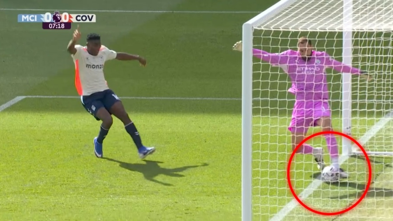 manchester city coventry 1 0 gol e highlights donnarumma quasi papera e miracoli da Video.gazzetta.it manchester city coventry 1 0 gol e highlights donnarumma quasi papera e miracoli