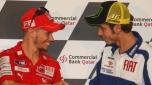 Casey Stoner, 36 anni (a sin.), e Valentino Rossi, 42, sono stati grandi rivali in MotoGP (foto @official_cs27)