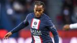 epa10532640 Paris Saint Germain's Sanches in action during the French Ligue 1 soccer match between Paris Saint Germain and Stades Rennais FC in Paris, France, 19 March 2023.  EPA/MOHAMMED BADRA