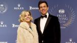 epa05657144 A handout image provided by the FIA shows Head of Mercedes-Benz motor sport Toto Wolff and his wife Susie Wolff  upon their arrival at the FIA Gala in Vienna, Austria, 02 December 2016.  EPA/-  HANDOUT EDITORIAL USE ONLY/NO SALES