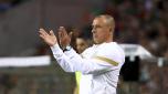 Slovakia coach Francesco Calzona claps his hands during the Euro 2024 group J qualifying soccer match between Portugal and Slovakia at the Dragao stadium in Porto, Portugal, Friday, Oct. 13, 2023. (AP Photo/Luis Vieira)