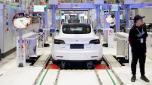La Cina accelera per sorpassare gli usa nella produzione di auto elettriche