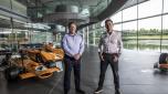 Da sinistra il boss McLaren, Zak Brown, e Alejandro Agag, capo di Extreme E e Formula E