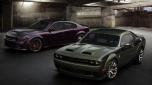Dodge Charger, a sinistra, e Challenger Srt con pacchetto Jailbreak: la potenza massima è di 818 cavalli