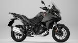 La nuova colorazione ‘Gunmetal Black Metallic’ della Honda NT1100