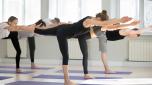 Posizioni yoga equilibrio