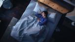 Fabbisogno di sonno giornaliero: come calcolare e i rischi del dormire molto o troppo poco