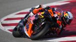 epa11729107 Spanish MotoGP rider Pedro Acosta of KTM team in action during the training session of the Official Barcelona Test for the 2025 season, at Montmelo racetrack in Barcelona, Spain, 19 November 2024.  EPA/Alejandro Garcia