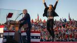 TOPSHOT - -- AFP PICTURES OF THE YEAR 2024 --  Tesla and SpaceX CEO Elon Musk (R) jumps on stage as he joins former US President and Republican Presidential candidate Donald Trump (L) during a campaign rally at the site of the former President's first assassination attempt, in Butler, Pennsylvania on October 5, 2024.? (Photo by Jim WATSON / AFP) / AFP PICTURES OF THE YEAR 2024