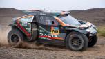 epa11813424 Nasser Al-Attiyah of Qatar and Edouard Boulanger of France compete with their Dacia Sandrider for The Dacia Sandriders during the fourth stage of the 2025 Dakar Rally, from Al Henakiyah to Alula, Saudi Arabia, 08 January 2025.  EPA/Gerard Laurenssen