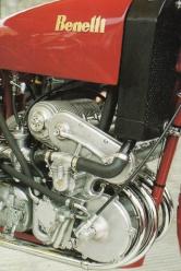 Il motore Benelli con compressore volumetrico del 1940 da 250cc 4 cilindri