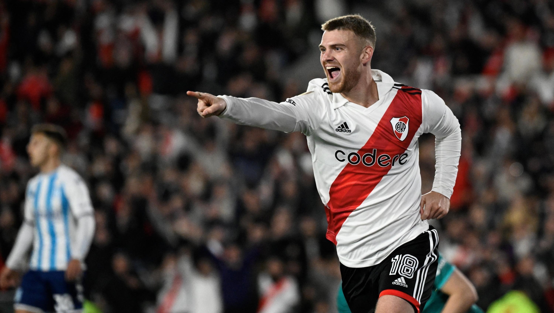 River Plate's forward Lucas Beltran celebrates his goal against Racing during the Argentine Professional Football League Tournament 2023 at El Monumental stadium, in Buenos Aires, on July 28, 2023. (Photo by LUIS ROBAYO / AFP)