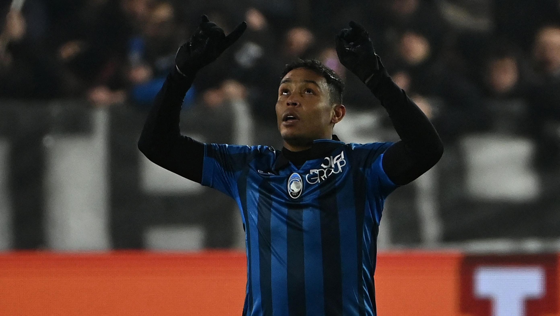 Atalanta's Colombian forward #09 Luis Muriel celebrates after scoring his team's third goal during the Italian Serie A football match between Atalanta BC and AC Milan at the Gewiss Stadium in Bergamo, on December 9, 2023. (Photo by Isabella BONOTTO / AFP)