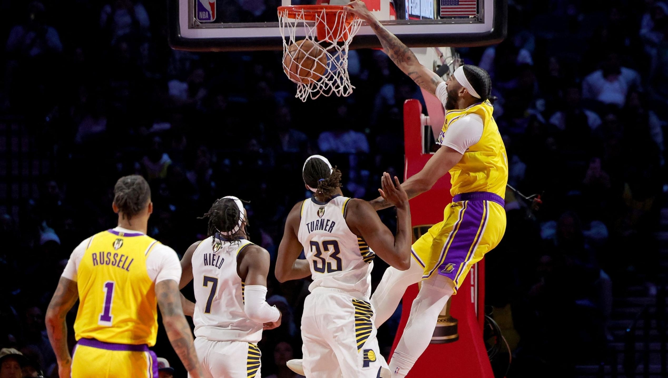 LAS VEGAS, NEVADA - DECEMBER 09: Anthony Davis #3 of the Los Angeles Lakers dunks the ball against Myles Turner #33 of the Indiana Pacers during the fourth quarter in the championship game of the inaugural NBA In-Season Tournament at T-Mobile Arena on December 09, 2023 in Las Vegas, Nevada. NOTE TO USER: User expressly acknowledges and agrees that, by downloading and or using this photograph, User is consenting to the terms and conditions of the Getty Images License Agreement.   Ethan Miller/Getty Images/AFP (Photo by Ethan Miller / GETTY IMAGES NORTH AMERICA / Getty Images via AFP)