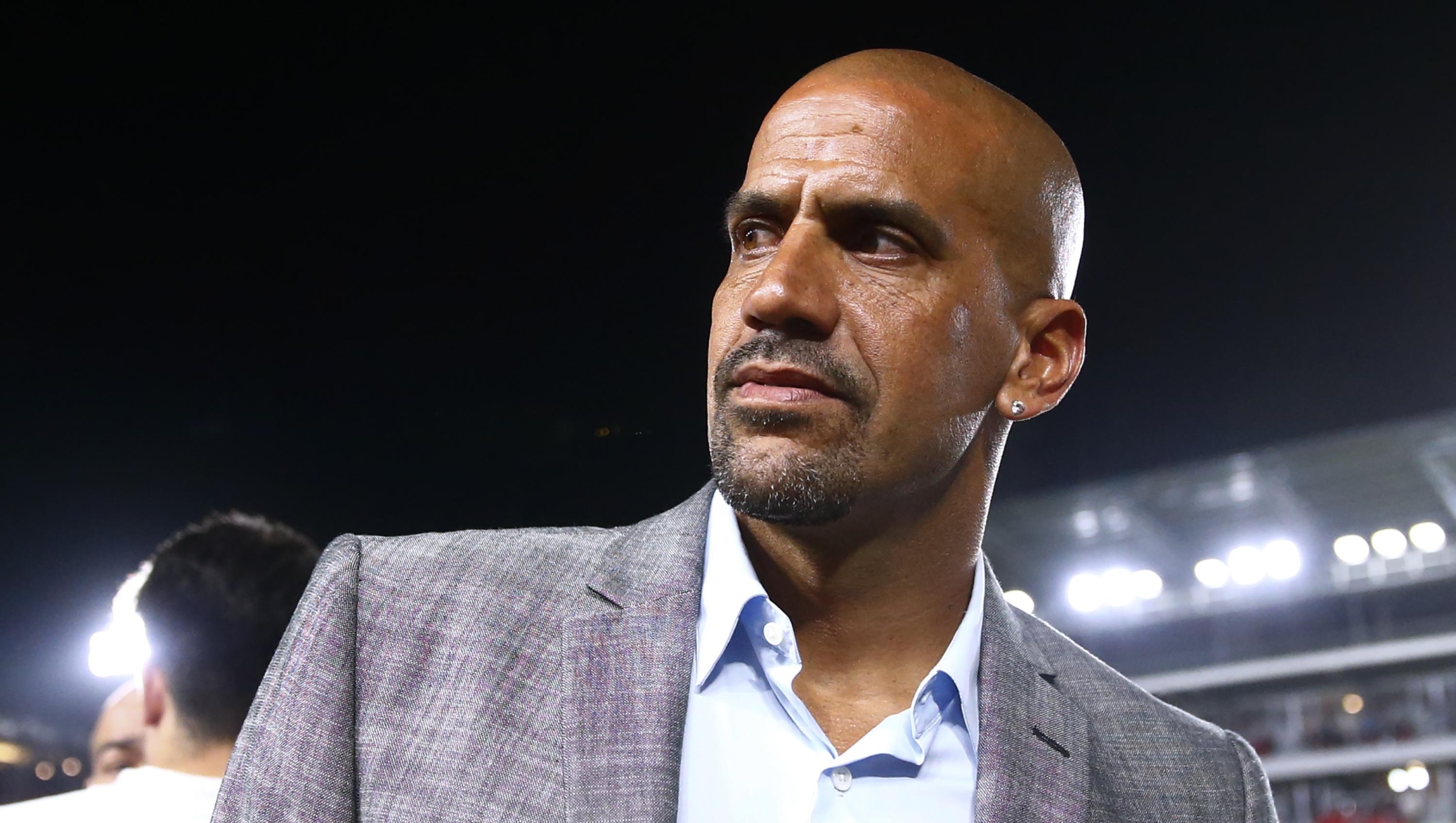 BUENOS AIRES, ARGENTINA - FEBRUARY 23: President of Estudiantes Juan Sebastian Veron looks on before a match between Estudiantes and River Plate as part of Superliga 2019/20 at Estadio Jorge Luis Hirschi  on February 23, 2020 in La Plata, Argentina. (Photo by Marcos Brindicci/Getty Images)