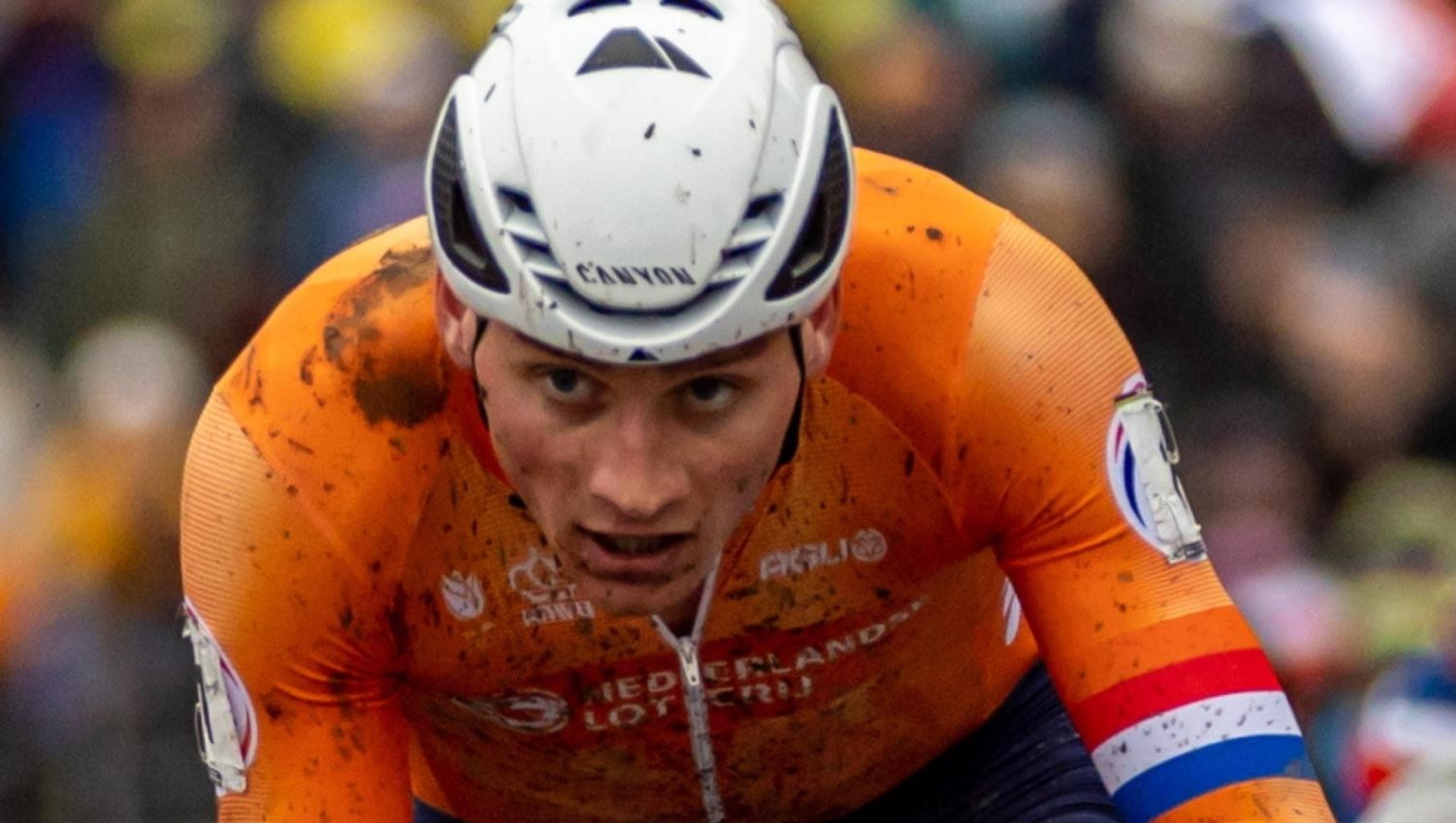 epa11126534 Mathieu van der Poel of the Netherlands in action during the Men Elite race at the UCI Cyclo-cross World Championships in Tabor, Czech Republic, 04 February 2024.  EPA/MARTIN DIVISEK