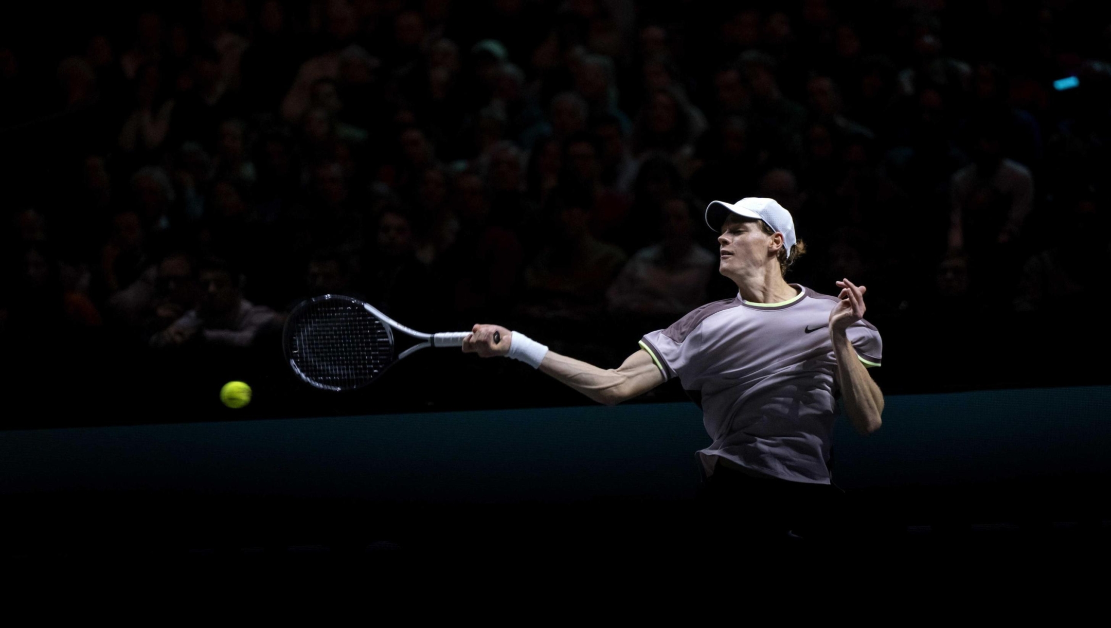 epa11163953 Jannik Sinner of Italy in action against Alex de Minaur of Australia  during their final match at the ABN AMRO Open tennis tournament at Ahoy indoor arena in Rotterdam, the Netherlands, 18 February 2024.  EPA/SANDER KONING